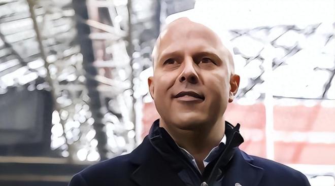 他们跻身四 他们跻身四