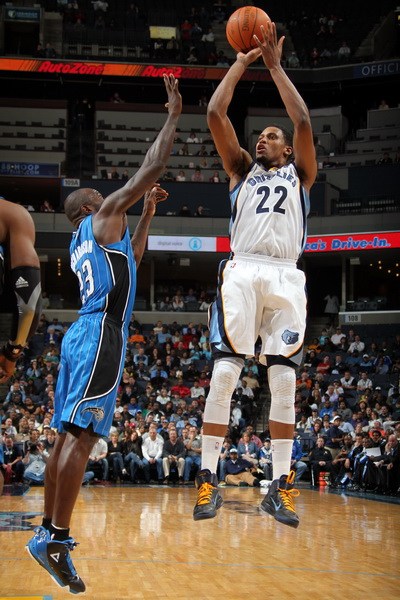 凭借稳定的 凭借稳定的