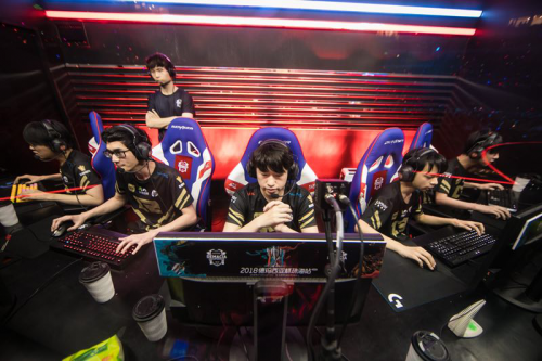 云雾散尽 云雾散尽